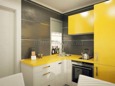 Желтая маленькая кухня