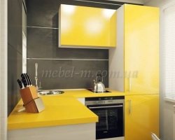 Желтая маленькая кухня